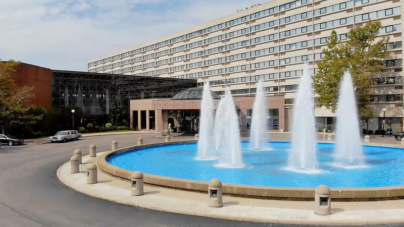 Fountain pool outside of the hotel entrance.